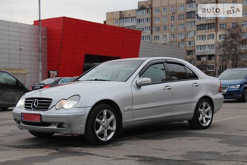 Седан Mercedes-Benz C-Class 2001 в Львове