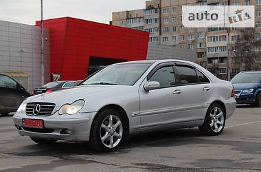 Седан Mercedes-Benz C-Class 2001 в Львове