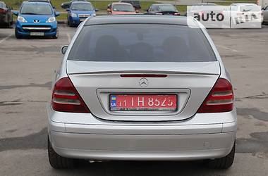 Седан Mercedes-Benz C-Class 2001 в Львове