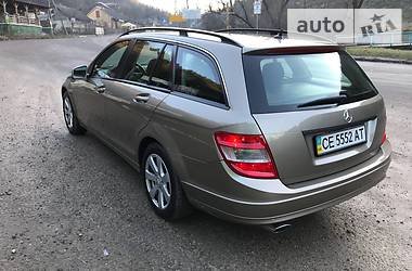 Универсал Mercedes-Benz C-Class 2010 в Черновцах