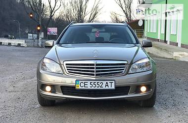 Универсал Mercedes-Benz C-Class 2010 в Черновцах