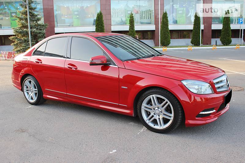 Седан Mercedes-Benz C-Class 2010 в Дніпрі