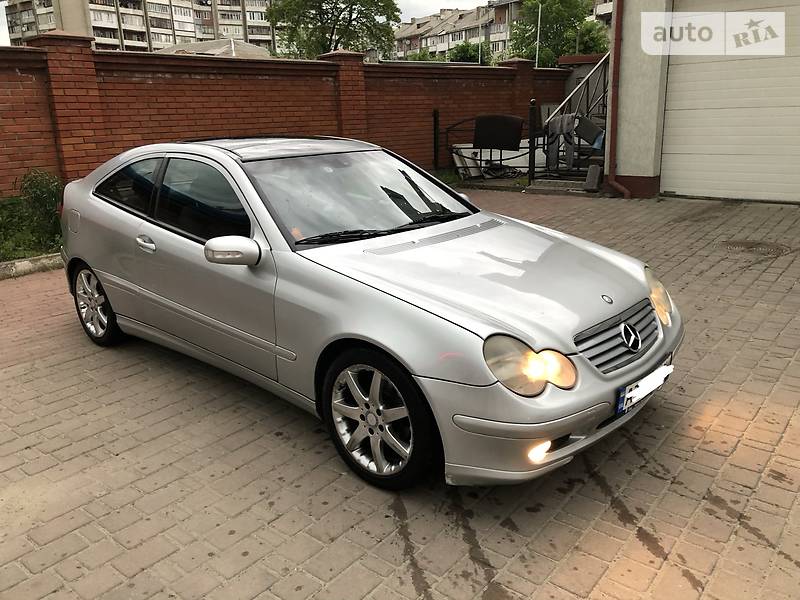 Купе Mercedes-Benz C-Class 2001 в Івано-Франківську
