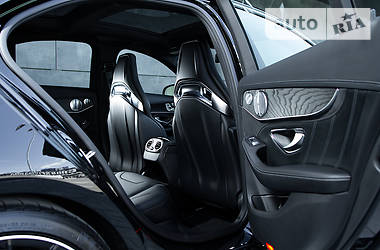 Седан Mercedes-Benz C-Class 2017 в 