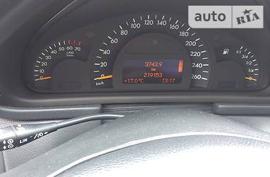 Седан Mercedes-Benz C-Class 2003 в 