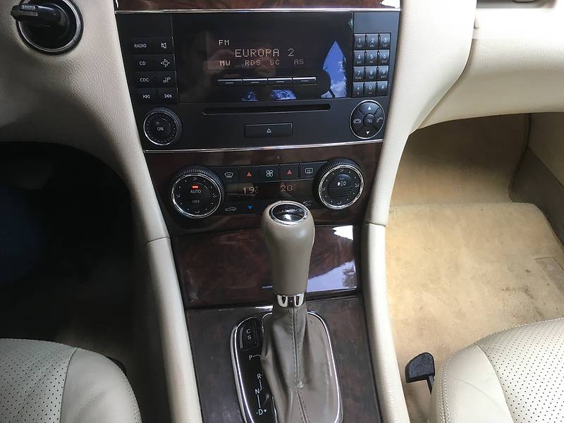 Седан Mercedes-Benz C-Class 2004 в Ужгороді