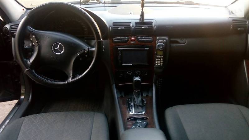 Седан Mercedes-Benz C-Class 2001 в Одесі фото 5 Седан Mercedes-Benz C-Class 2001 в Одесі
