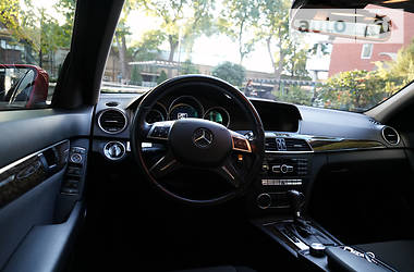 Седан Mercedes-Benz C-Class 2011 в Одесі