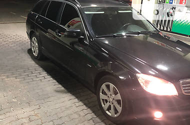 Універсал Mercedes-Benz C-Class 2011 в 