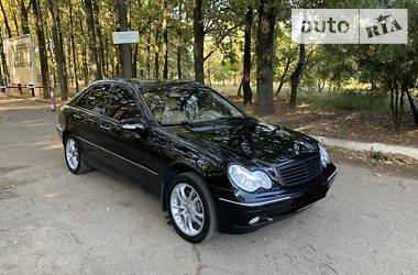 Седан Mercedes-Benz C-Class 2002 в Одессе