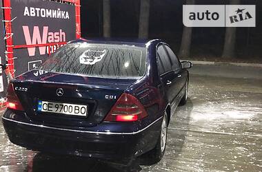 Седан Mercedes-Benz C-Class 2000 в Черновцах