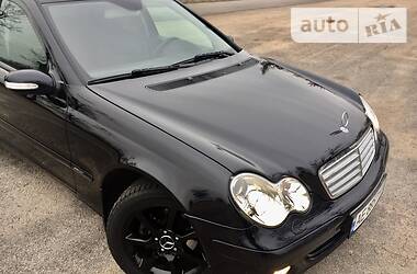 Седан Mercedes-Benz C-Class 2006 в 