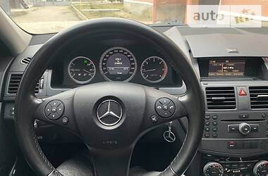 Седан Mercedes-Benz C-Class 2010 в Гусятине