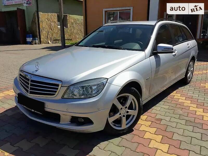 Універсал Mercedes-Benz C-Class 2010 в Кам'янець-Подільському