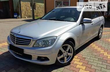 Універсал Mercedes-Benz C-Class 2010 в Кам'янець-Подільському