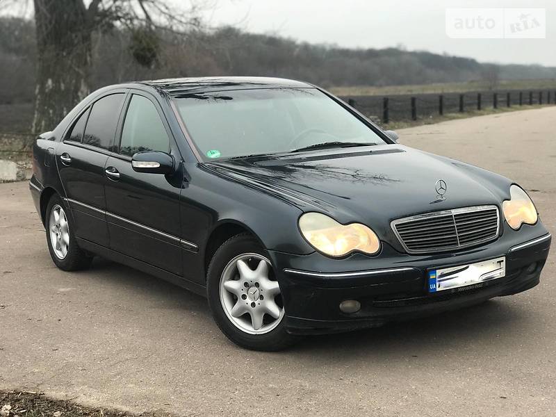Седан Mercedes-Benz C-Class 2003 в Києві