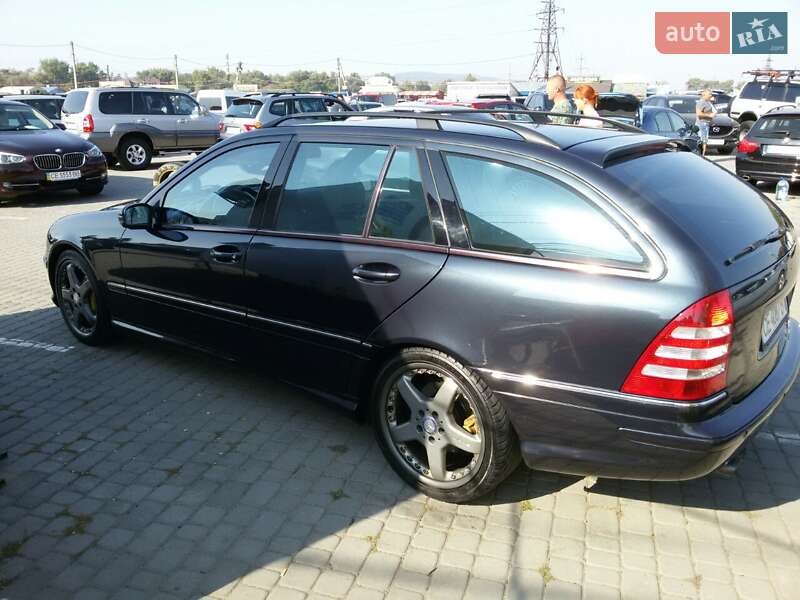Універсал Mercedes-Benz C-Class 2002 в Чернівцях