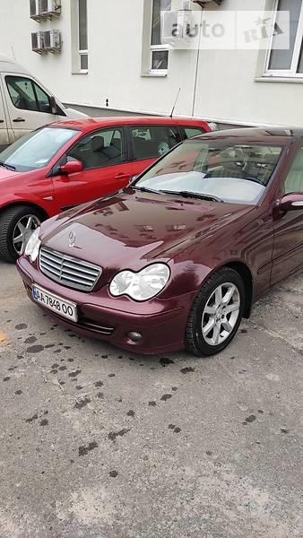 Седан Mercedes-Benz C-Class 2006 в Києві