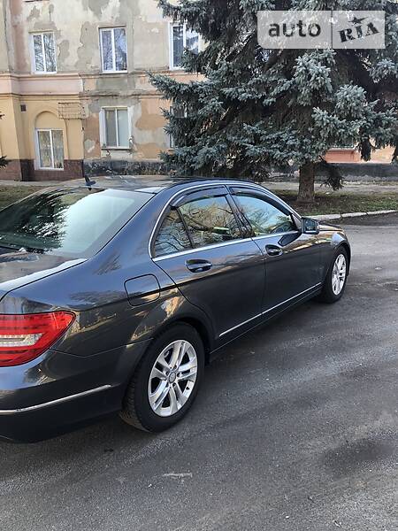 Седан Mercedes-Benz C-Class 2013 в Кривому Розі