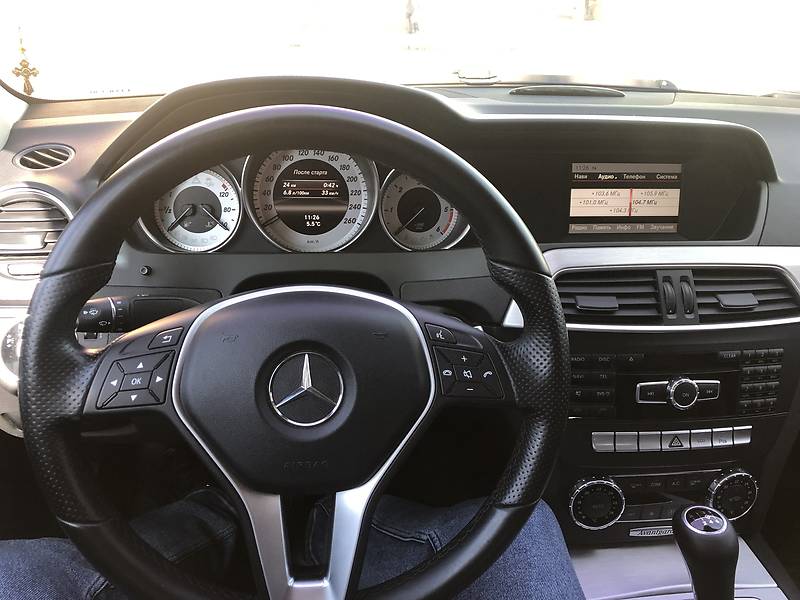 Седан Mercedes-Benz C-Class 2013 в Кривому Розі