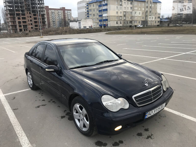 Седан Mercedes-Benz C-Class 2001 в 