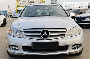 Універсал Mercedes-Benz C-Class 2009 в 