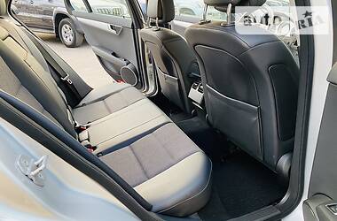Універсал Mercedes-Benz C-Class 2009 в 