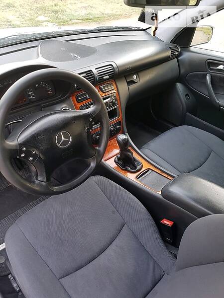 Універсал Mercedes-Benz C-Class 2001 в Дубні