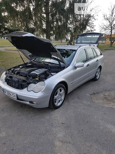 Універсал Mercedes-Benz C-Class 2001 в Дубні