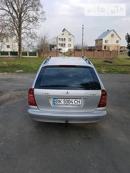 Універсал Mercedes-Benz C-Class 2001 в Дубні