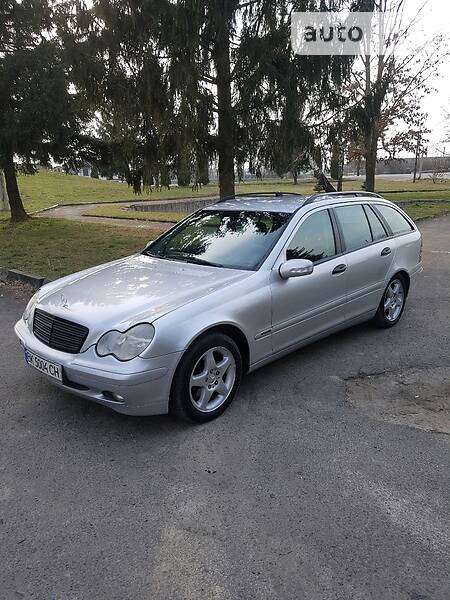 Універсал Mercedes-Benz C-Class 2001 в Дубні
