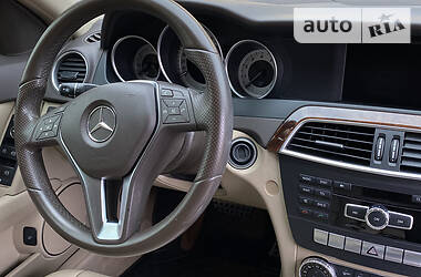 Седан Mercedes-Benz C-Class 2013 в 