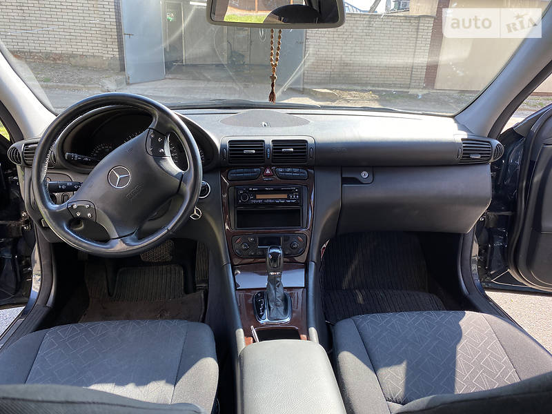 Седан Mercedes-Benz C-Class 2001 в Черкассах