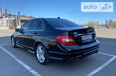 Седан Mercedes-Benz C-Class 2013 в 