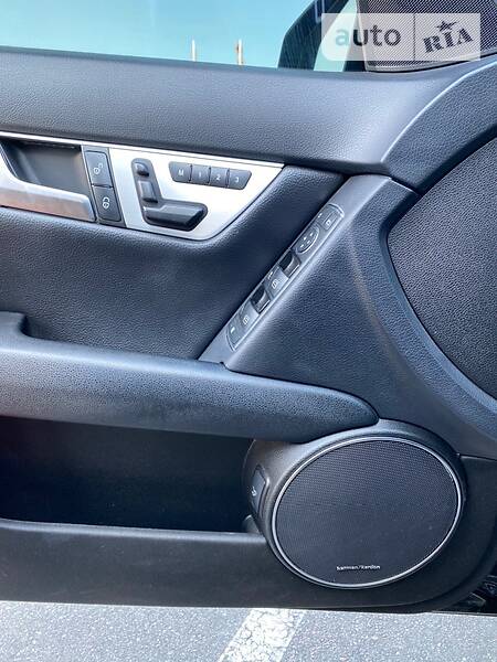Седан Mercedes-Benz C-Class 2013 в Києві фото 8 Седан Mercedes-Benz C-Class 2013 в Києві