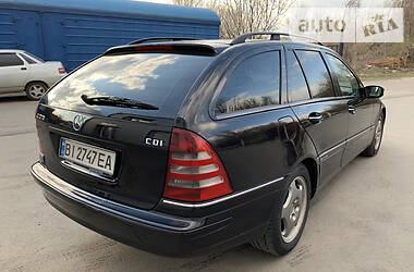 Універсал Mercedes-Benz C-Class 2002 в 