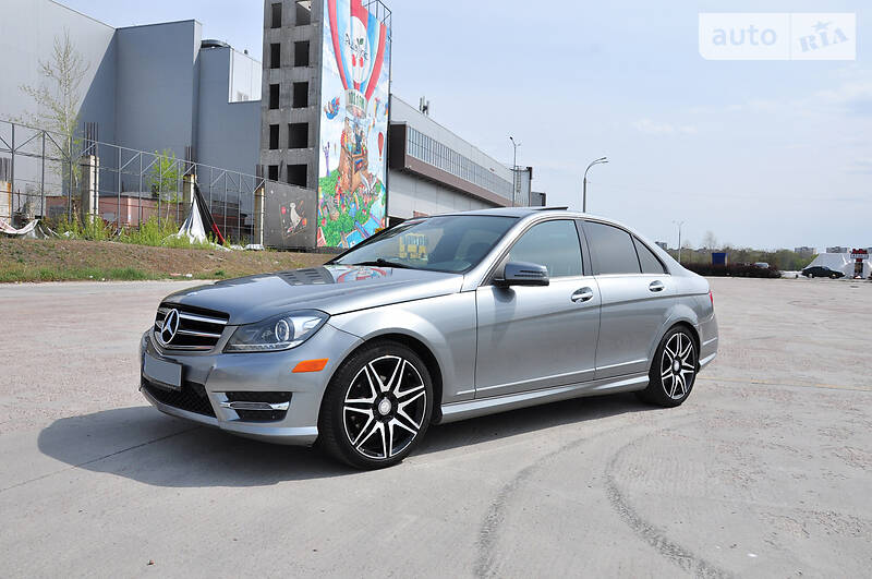 Седан Mercedes-Benz C-Class 2013 в Киеве