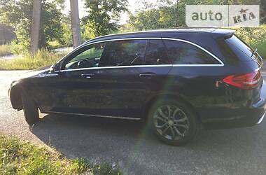 Универсал Mercedes-Benz C-Class 2015 в 