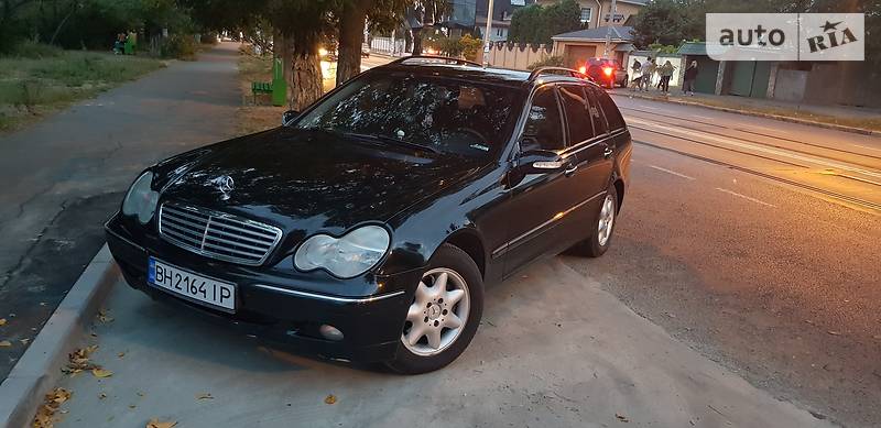 Універсал Mercedes-Benz C-Class 2004 в Одесі фото 2 Універсал Mercedes-Benz C-Class 2004 в Одесі