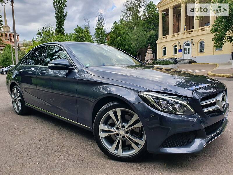 Седан Mercedes-Benz C-Class 2015 в Николаеве