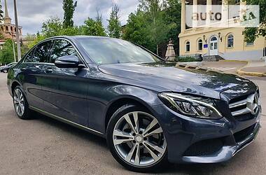 Седан Mercedes-Benz C-Class 2015 в Николаеве