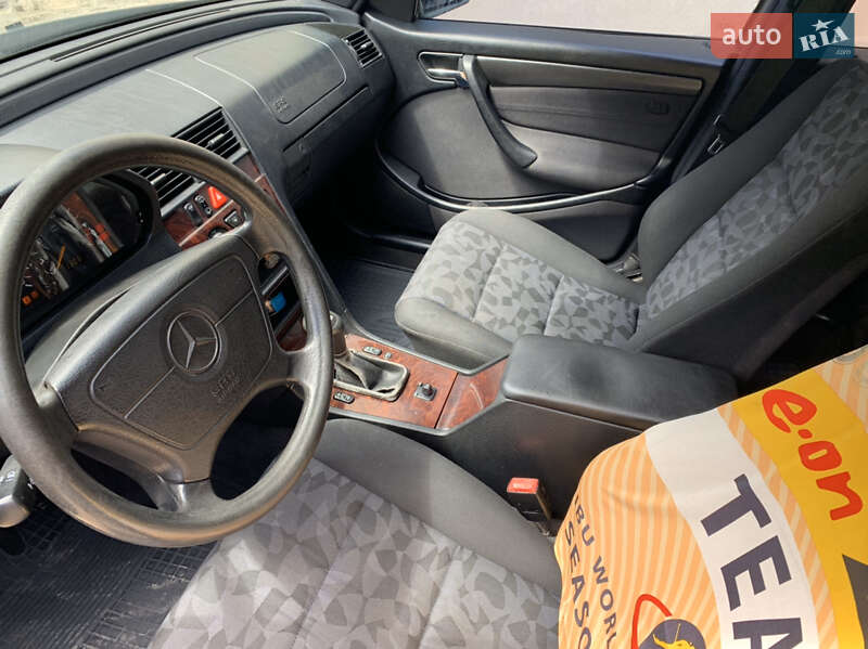 Универсал Mercedes-Benz C-Class 1998 в Львове фото 4 Универсал Mercedes-Benz C-Class 1998 в Львове
