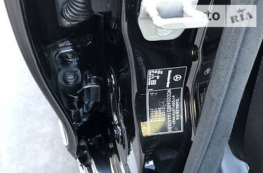 Седан Mercedes-Benz C-Class 2011 в 