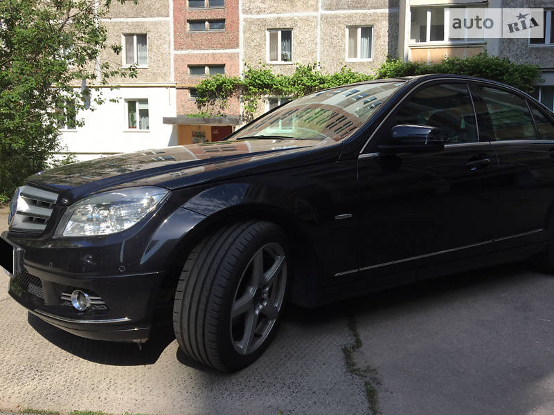 Седан Mercedes-Benz C-Class 2008 в Полонном