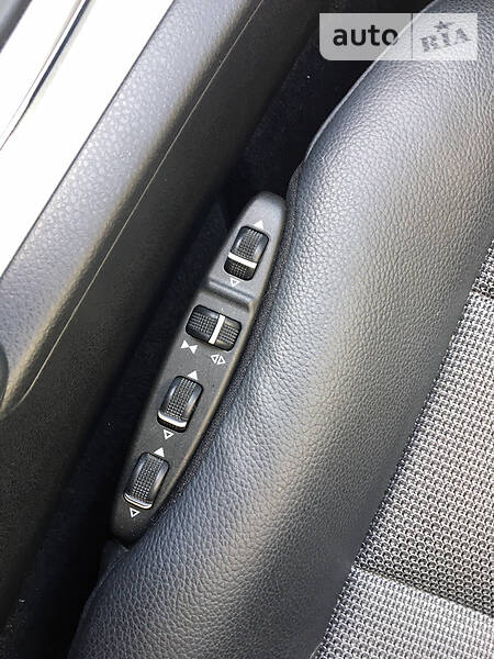 Седан Mercedes-Benz C-Class 2008 в Полонном
