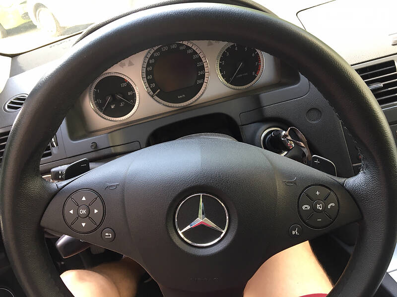 Седан Mercedes-Benz C-Class 2008 в Полонном
