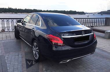 Седан Mercedes-Benz C-Class 2015 в 