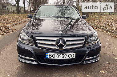 Седан Mercedes-Benz C-Class 2012 в Тернополе