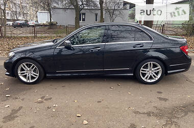 Седан Mercedes-Benz C-Class 2012 в Тернополе