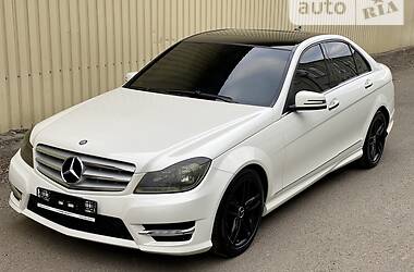 Седан Mercedes-Benz C-Class 2011 в 